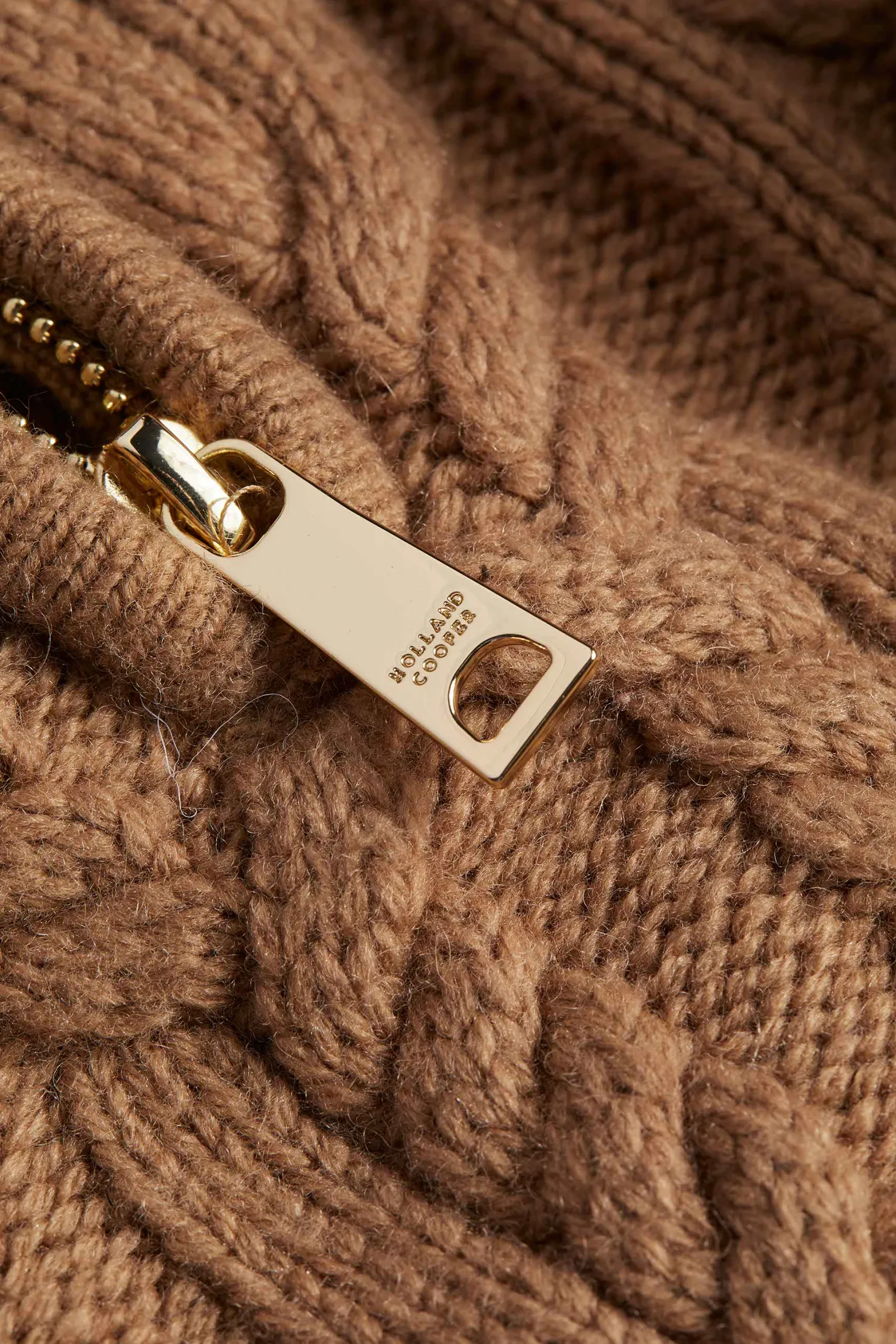 Country Cable Quarter Zip Knit (Caramel)