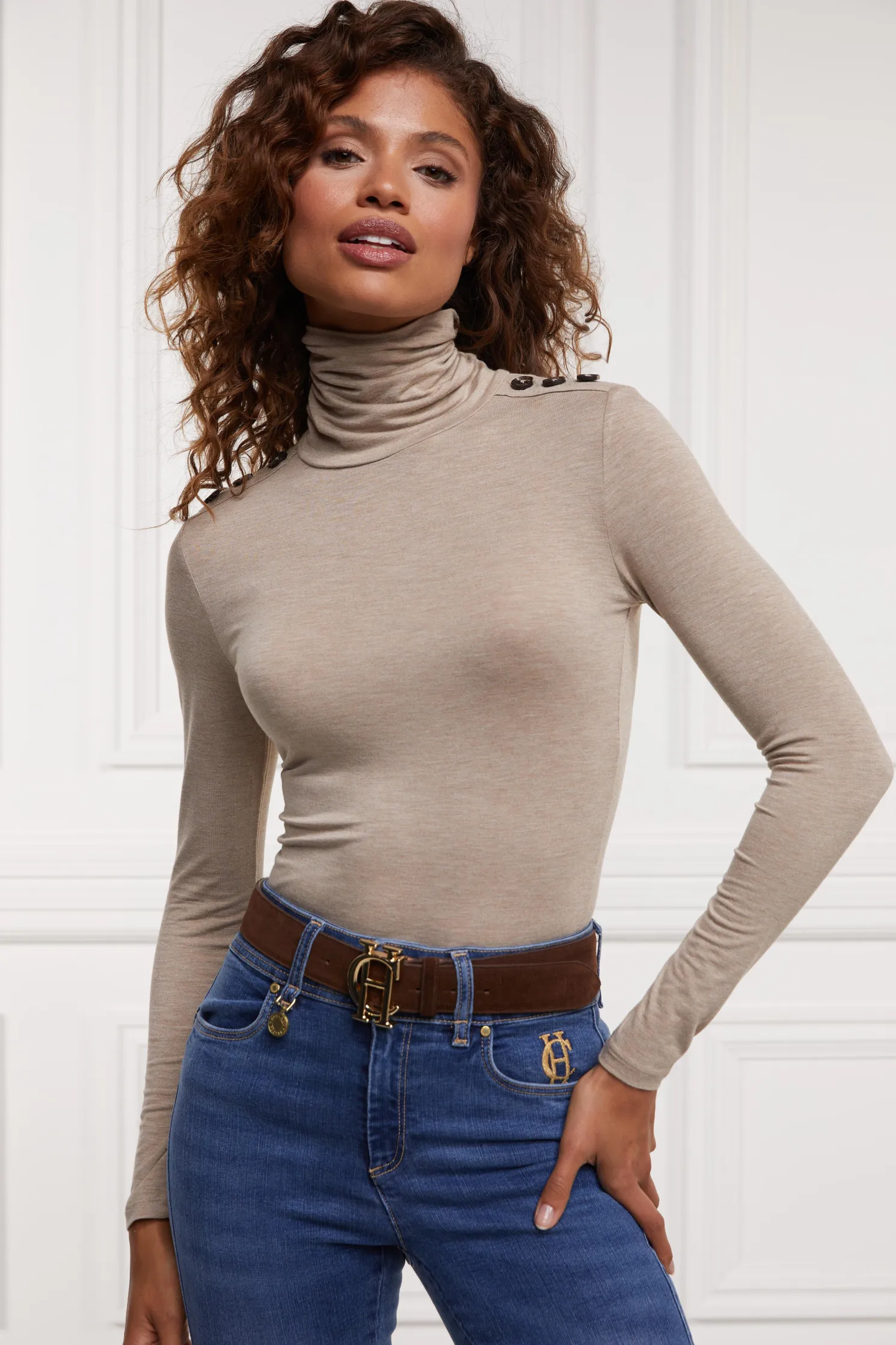 Essential Roll Neck (Oatmeal)